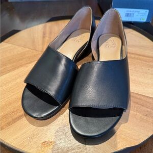 Naturalizer Black Women's Flats